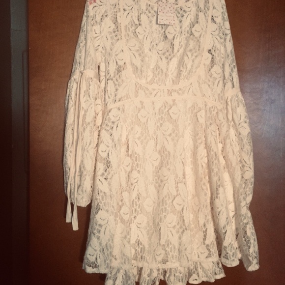 Free People Dresses & Skirts - Free People ivory lace dress, NWT